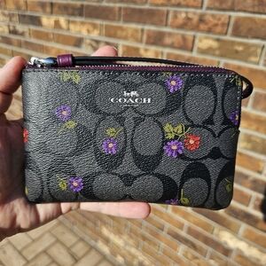 COACH Wristlet Flowers